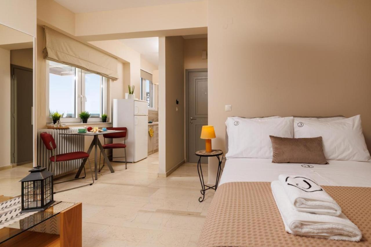 Jolly Suites Heraklion Exterior foto